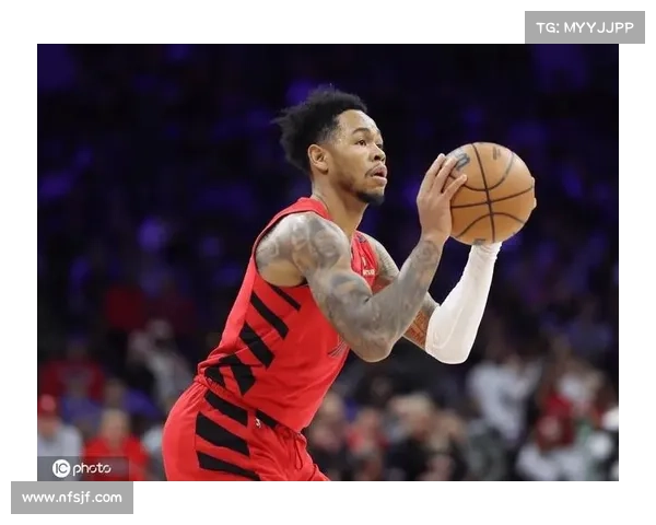 安芬尼西蒙斯欣然接受替补角色与普里查德磨合默契展现新化学反应